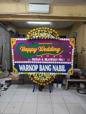 Papan Bunga di Kamolan Blora