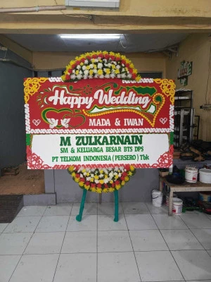 Papan Bunga di Kamolan Blora