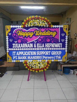 Papan Bunga di Kamolan Blora