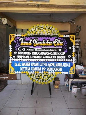 Papan Bunga di Kamolan Blora